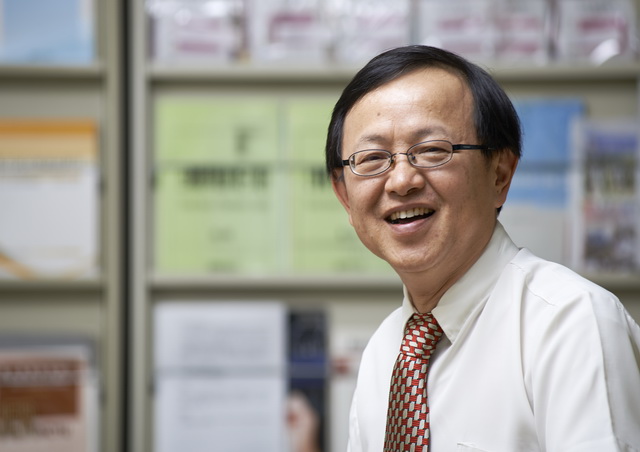 楊教授希望可在自己能力所及的範圍，持續協助中小學教師深化數學教學專業知能，進而帶領學生發展豐富、具創意、且有用的數學思維。