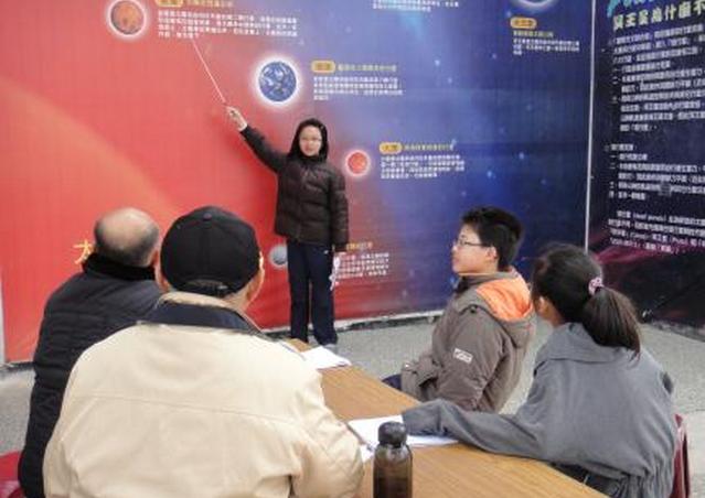 每年10月舉辦太陽小博士課程，培訓小小解說員。（圖片來源：撰稿團隊提供）