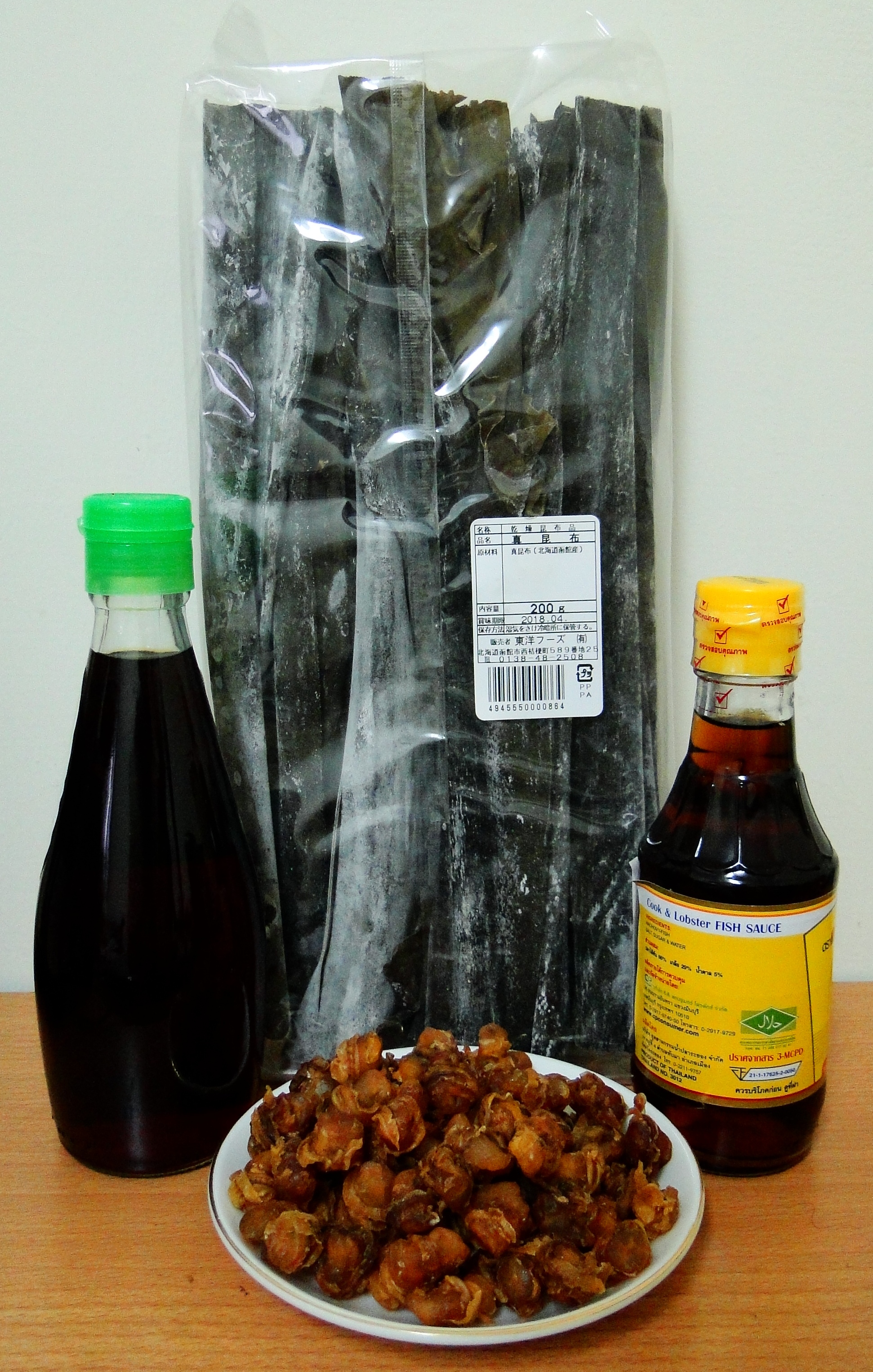 醬油、魚露、昆布與干貝。其風味主要是由胺基酸所提供的「鮮味」，是東南亞料理與日本料理不可或缺的調味料。