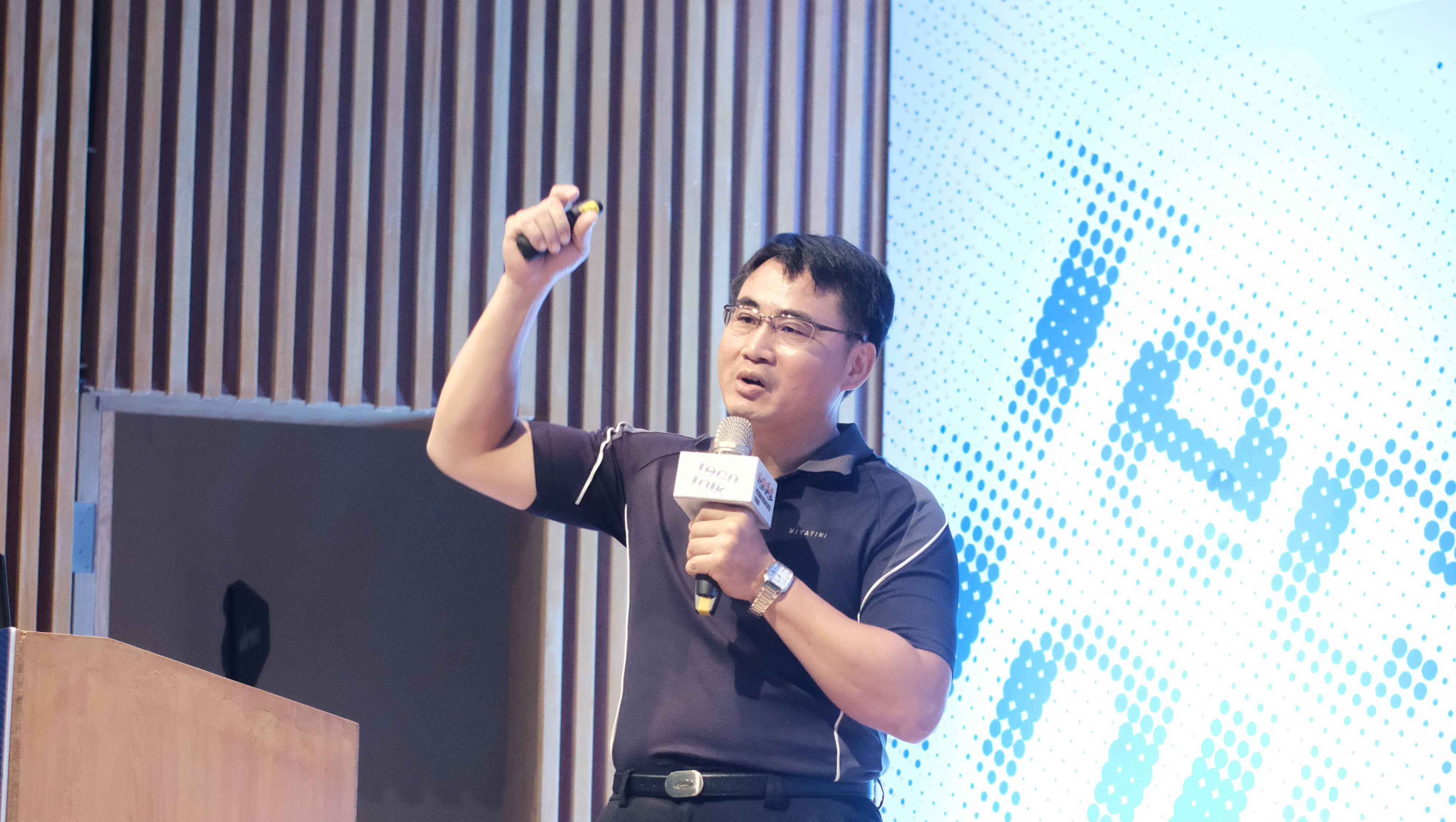 林寶順　協鴻工業股份有限公司研發中心智能技術研發部