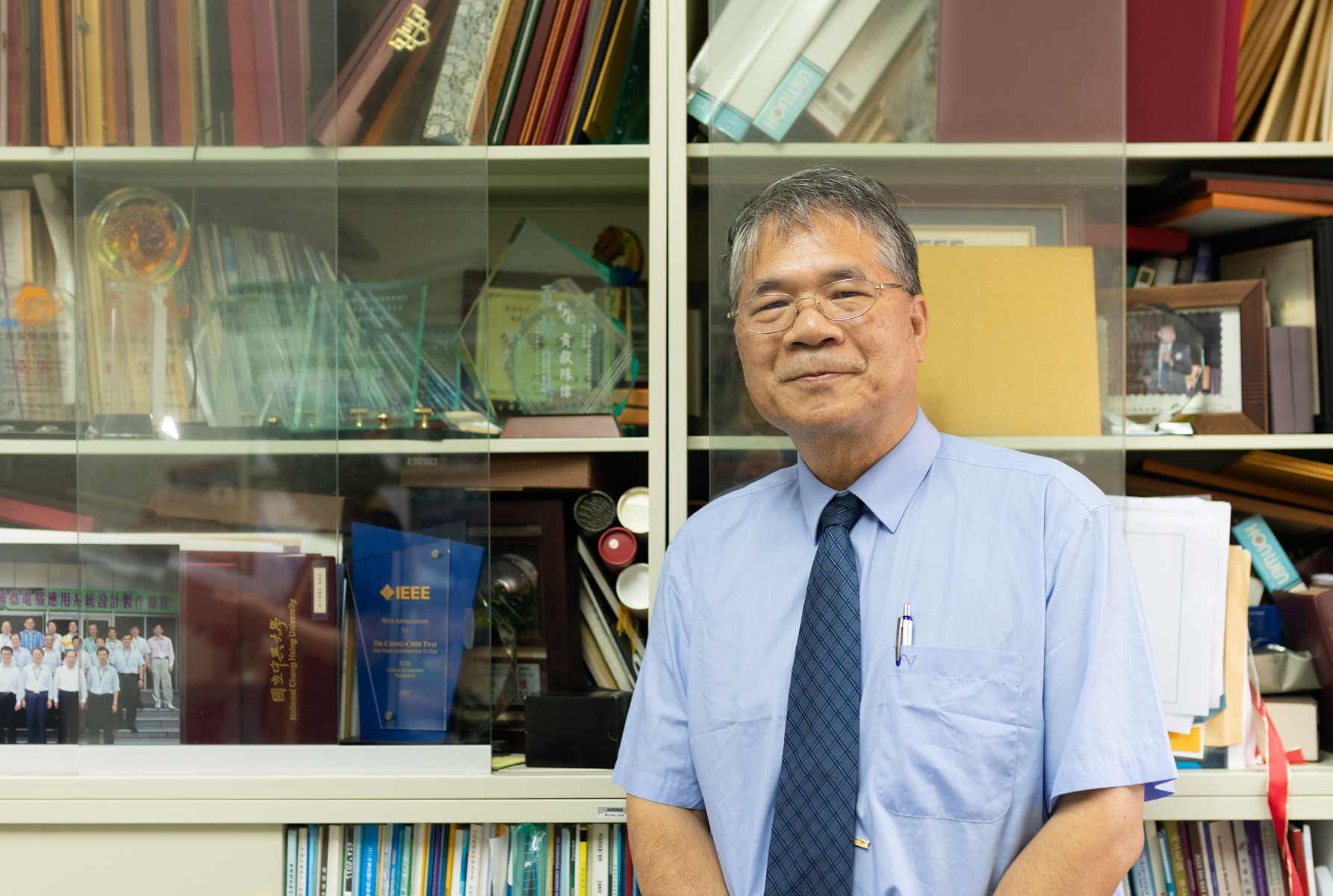 蔡清池把教學與研究視為一生志業，並希望培養學生開發新技術與新方法的能力，讓他們能進入職場上發揮所學，進而提升整體產業結構。