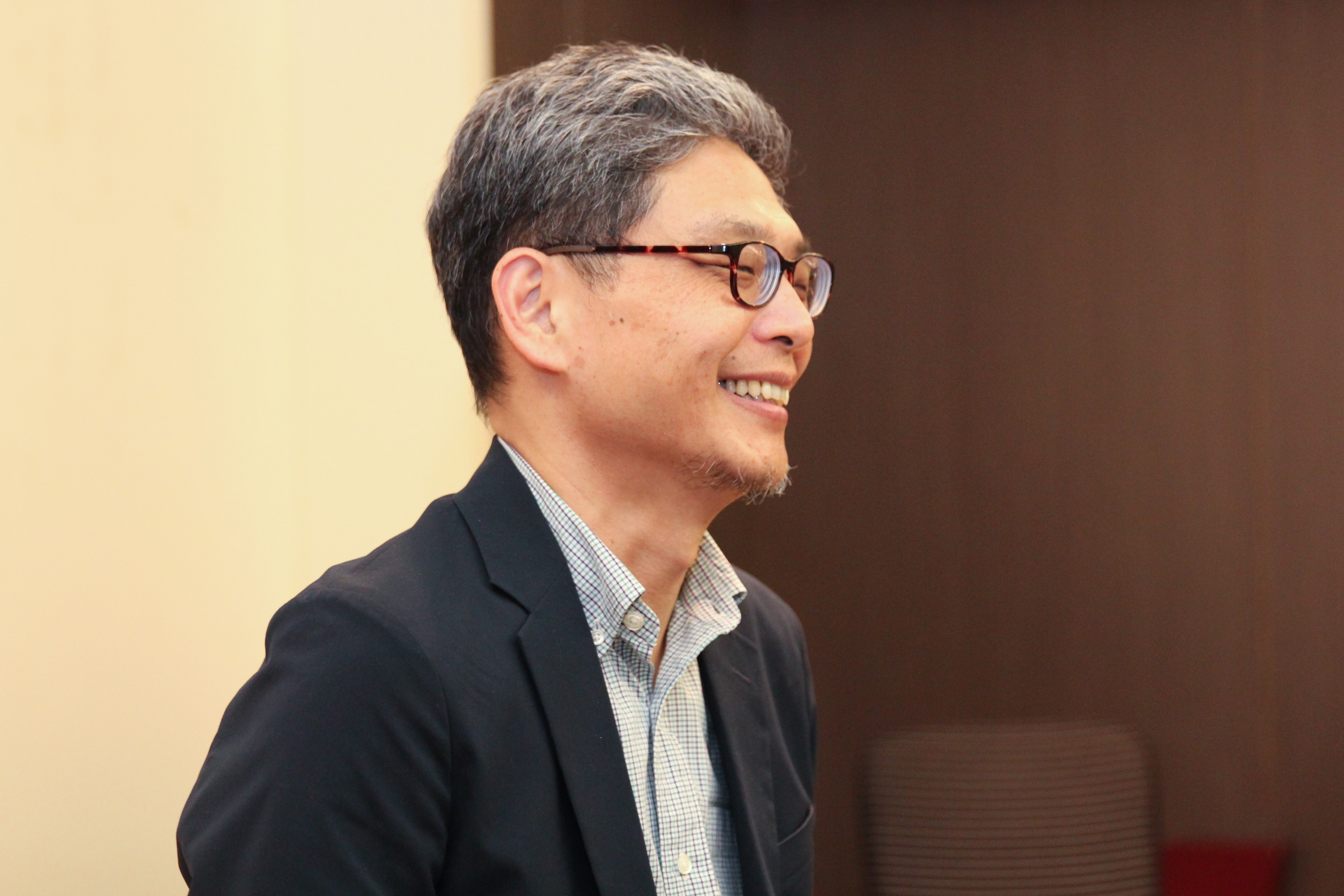致力科學傳播的中正大學通識教育中心特聘教授黃俊儒。（圖／簡克志攝）
