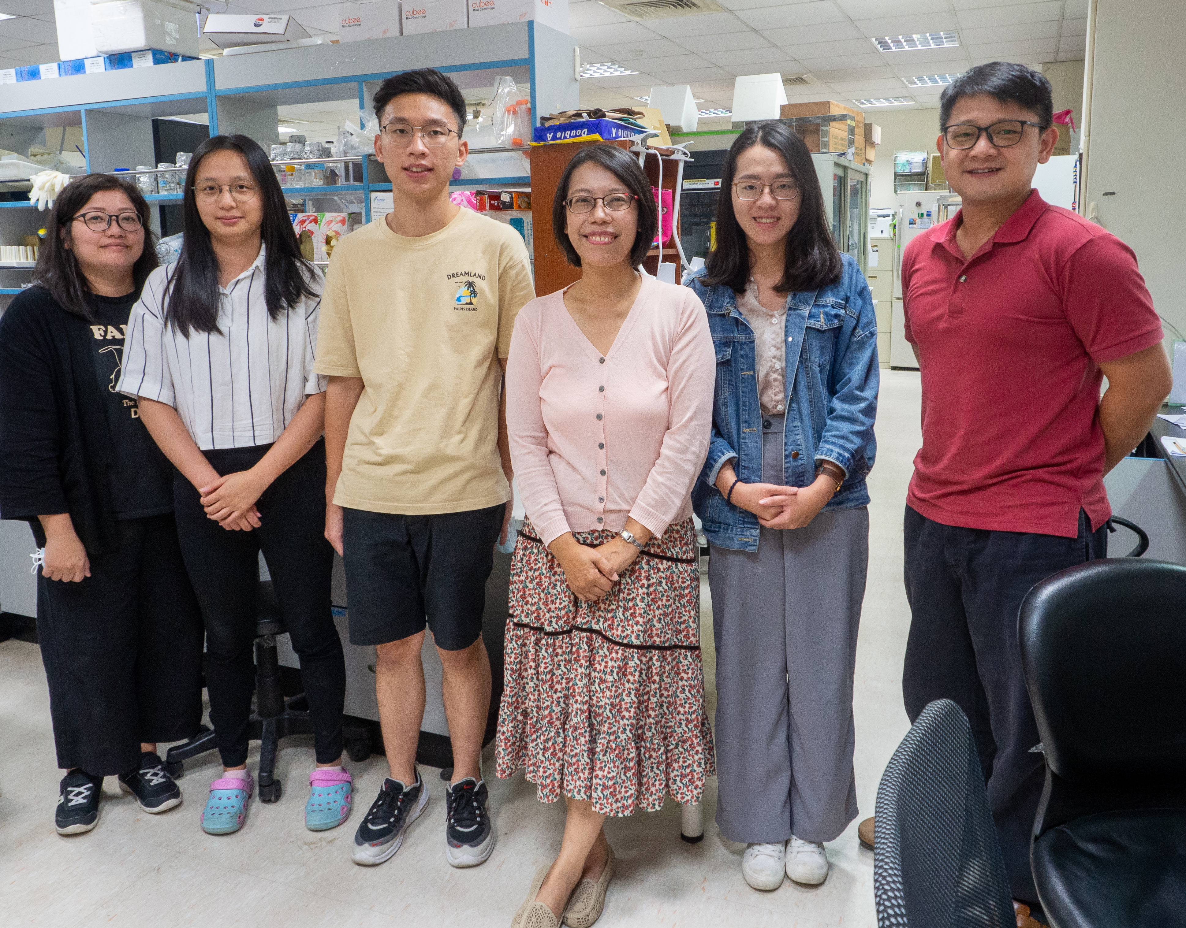 臺北醫學大學生藥學研究所副教授林若凱率領團隊研發「精準血液乳癌檢測技術」，敏感度可高達94.3%。（圖／陳亭瑋攝）