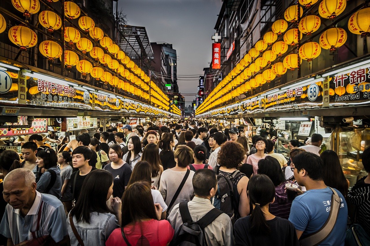 以地理邊界劃分，臺灣本土的界線明確，但是文化上何謂本土？臺灣人在越南種植臺灣茶樹算本土嗎？越南臺茶又銷回臺灣，成為手搖茶的原料呢？（圖／Pixabay）