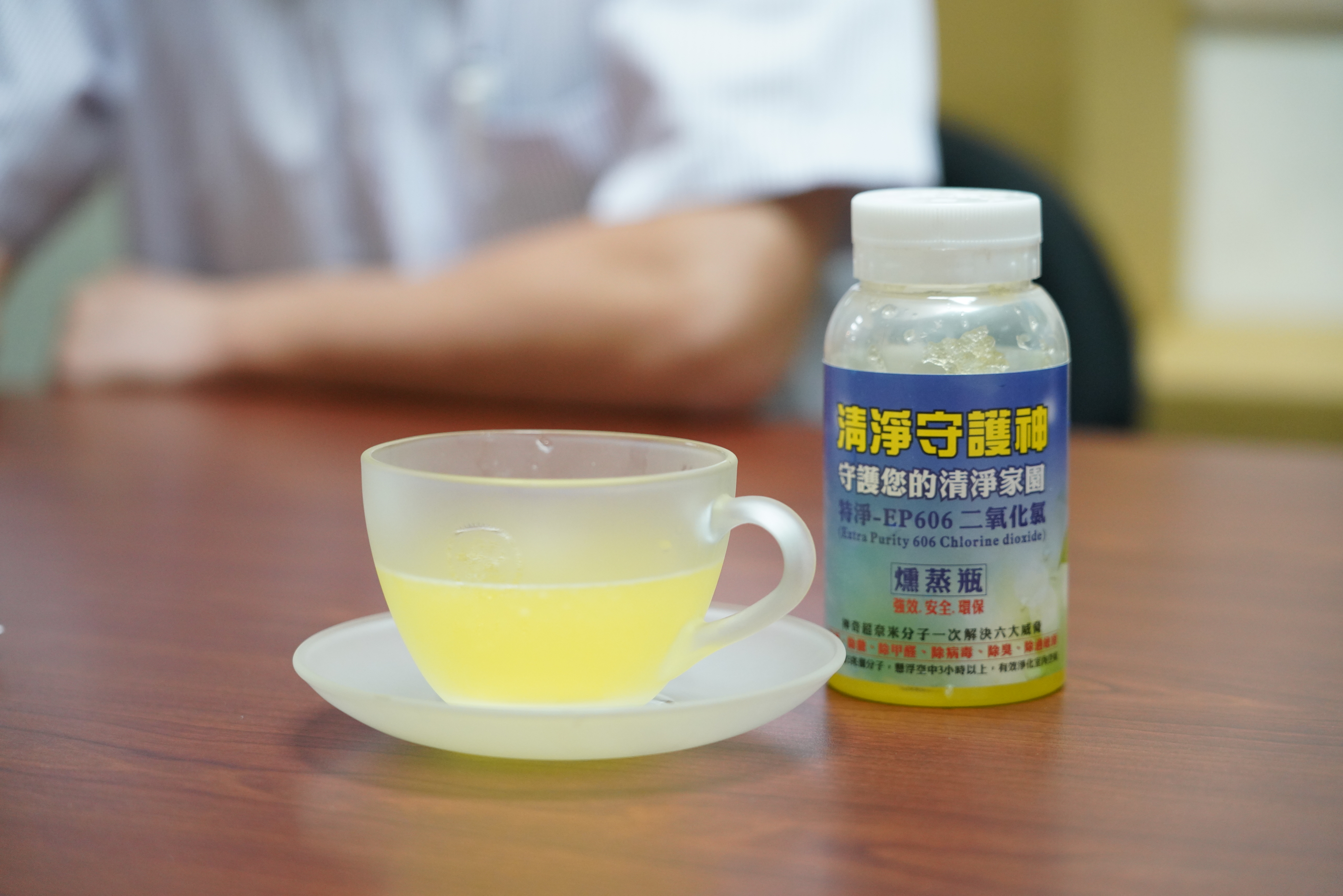 盧明俊團隊開發的二氧化氯消毒劑。（圖／黃品維攝）